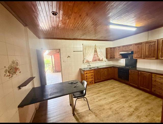 3 BEDROOM HOUSE FOR SALE IN VANDERBIJLPARK CW 1